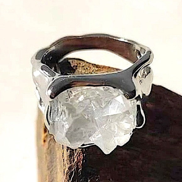 STERLING SILVER IRREGULAR CRYSTAL STONE RING - Picture 4 of 9
